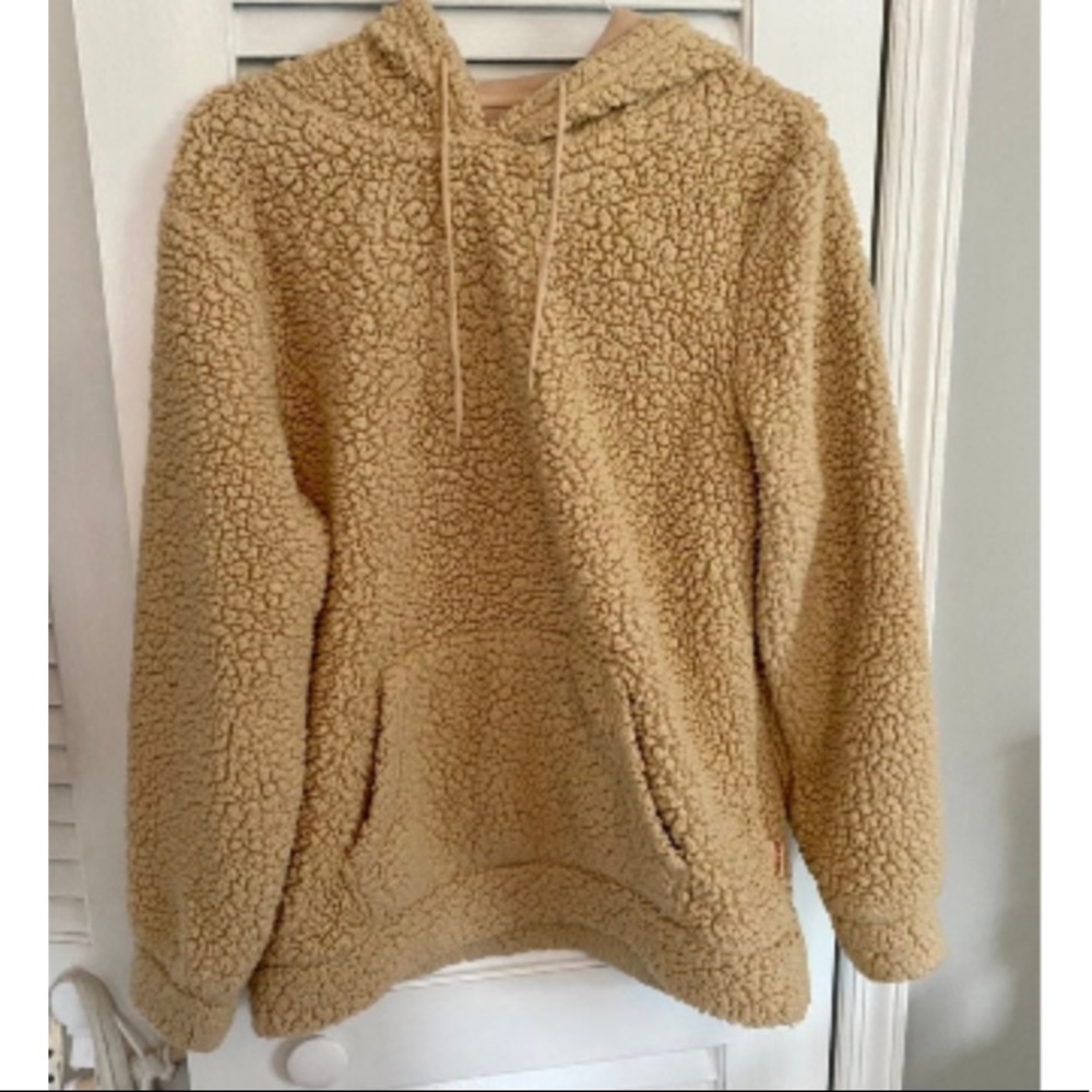 Sherpa pullover hoodie size Mens Medium, Biscuit Tan Teddy Bear Hoodie.